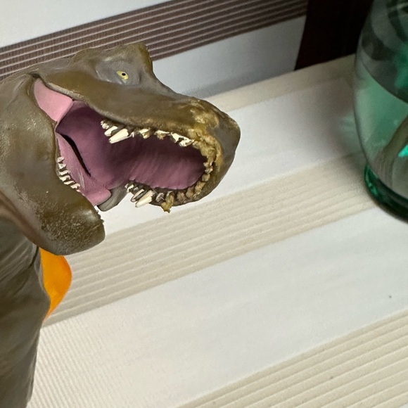 Jurassic Park Dinosaur T-Rex Volcano table top Night Light - Picture 4 of 15